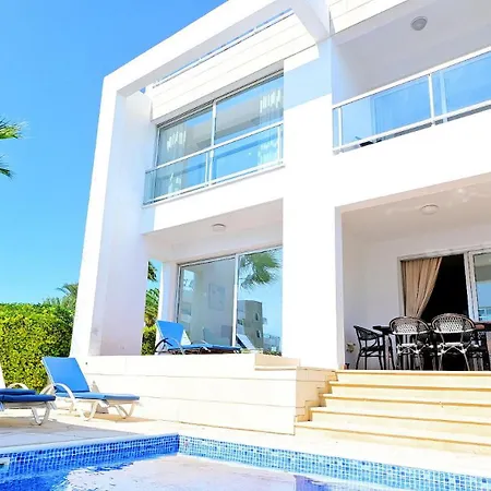 Nasia Villa